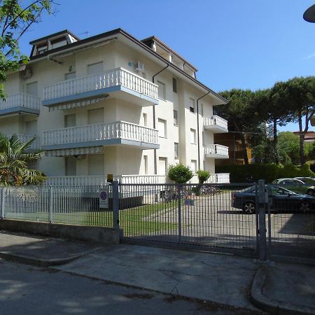 Condominio Mare Lignano Sabbiadoro Habitación foto