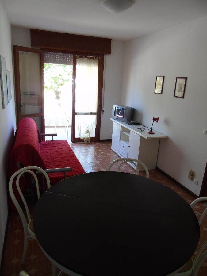 Condominio Mare Lignano Sabbiadoro Habitación foto