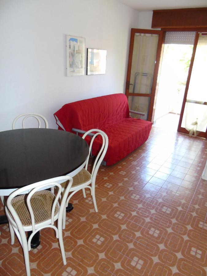 Condominio Mare Lignano Sabbiadoro Habitación foto